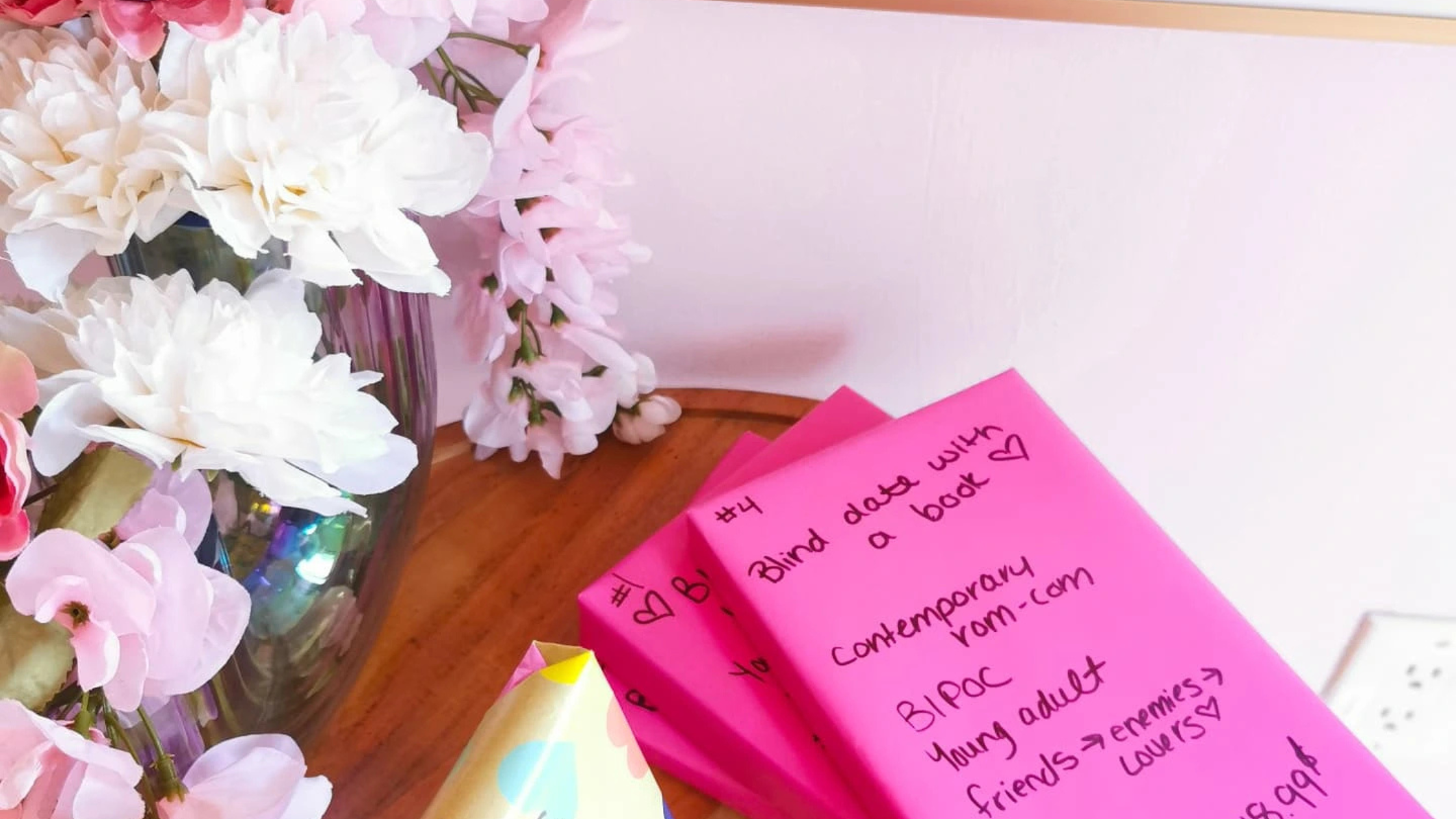 How to Get Out of a Reading Slump (5 Easy Ways)